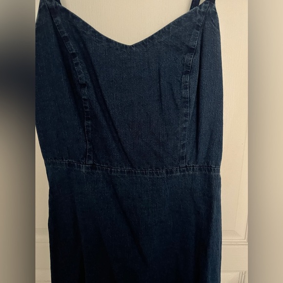 Old Navy Denim Cami Dress - Picture 2 of 5